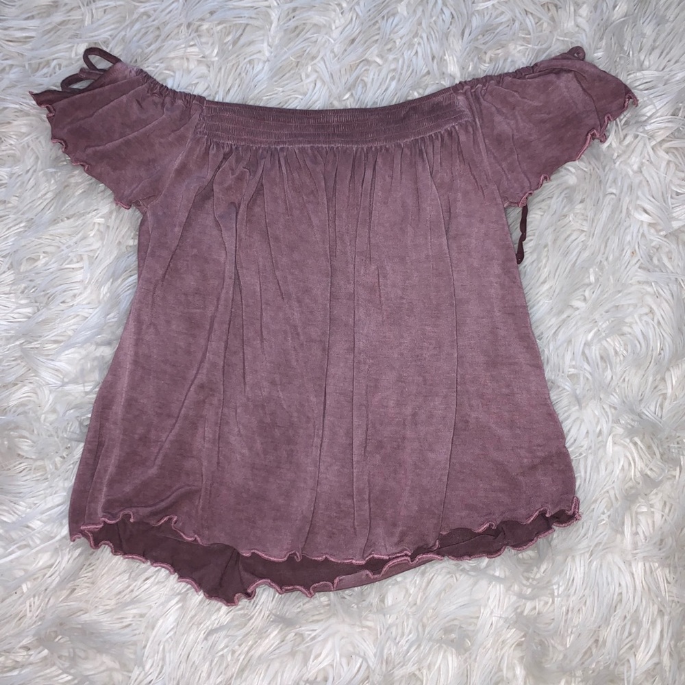 American Eagle Soft & Sexy off the shoulder top!